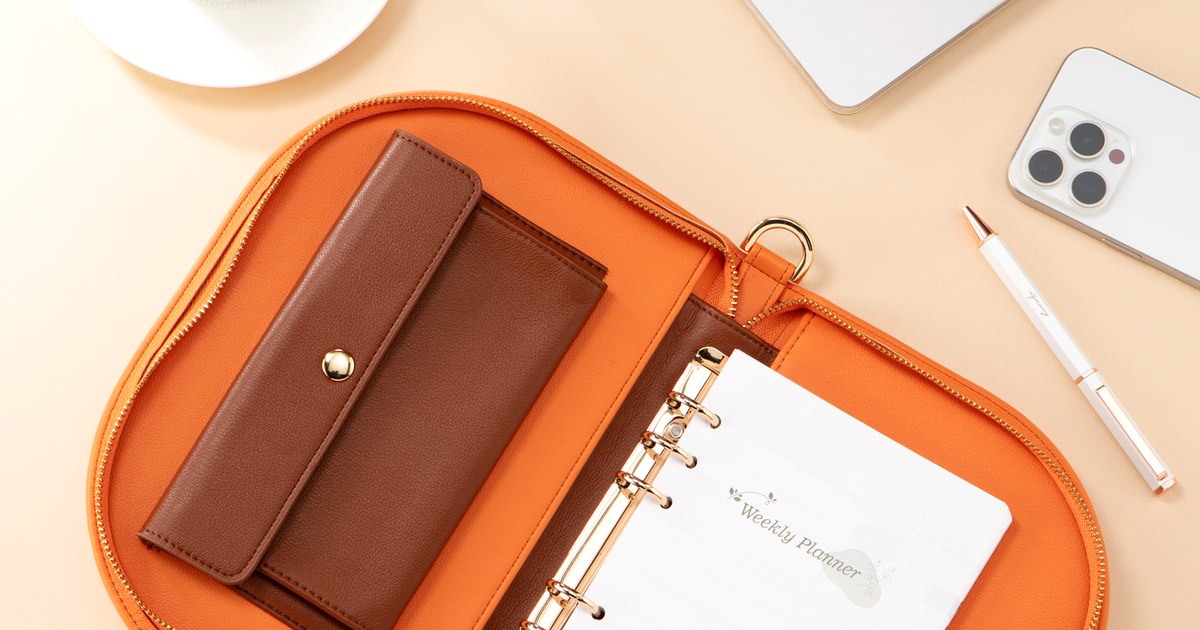 How to Use a Refillable Planner Daily