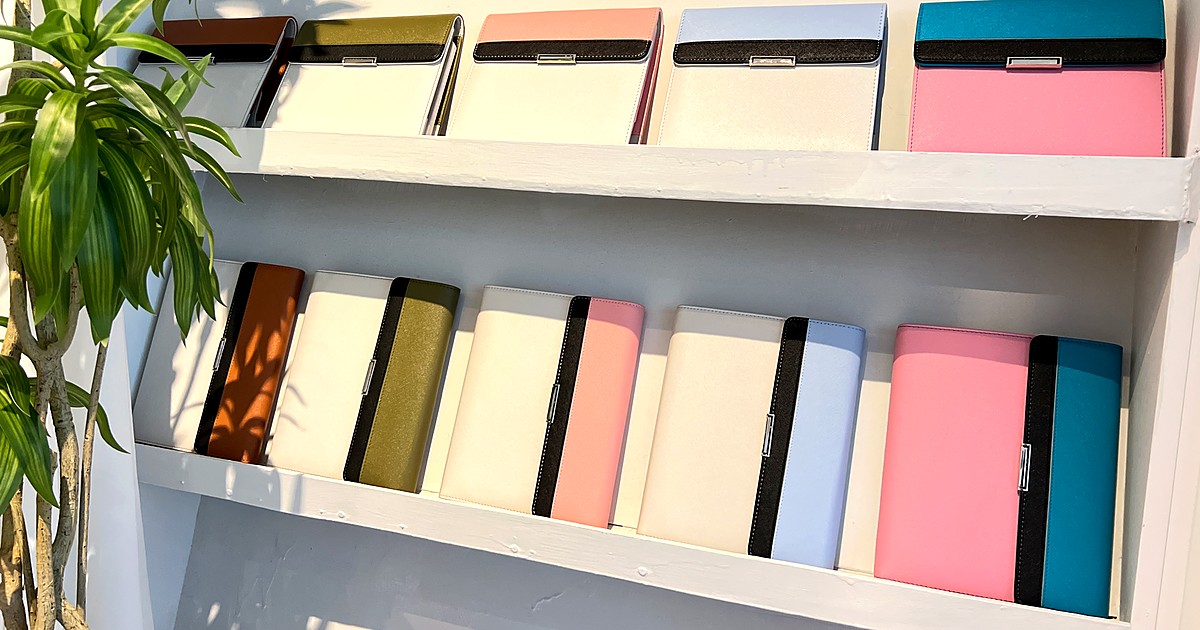 Keep Receipts and Paper Trails Tidy