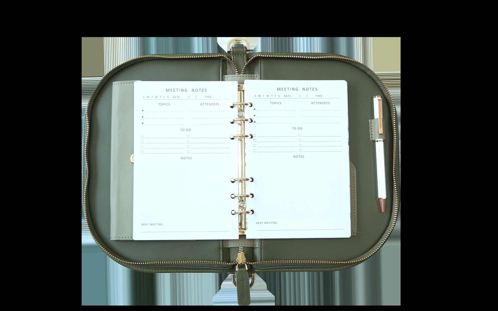 EGOSUNNY soft carry planner with space for travel day outlines
