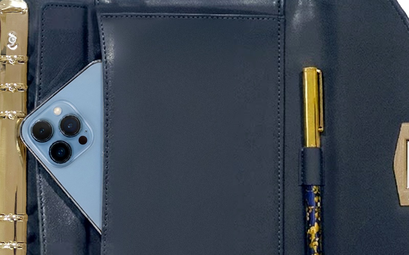 Navy EGOSUNNY Terence planner open with a phone tucked in the pocket