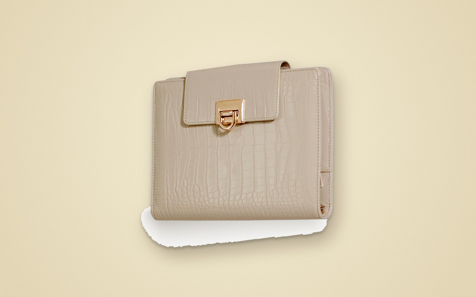 Beige EGOSUNNY Croco planner on a soft background