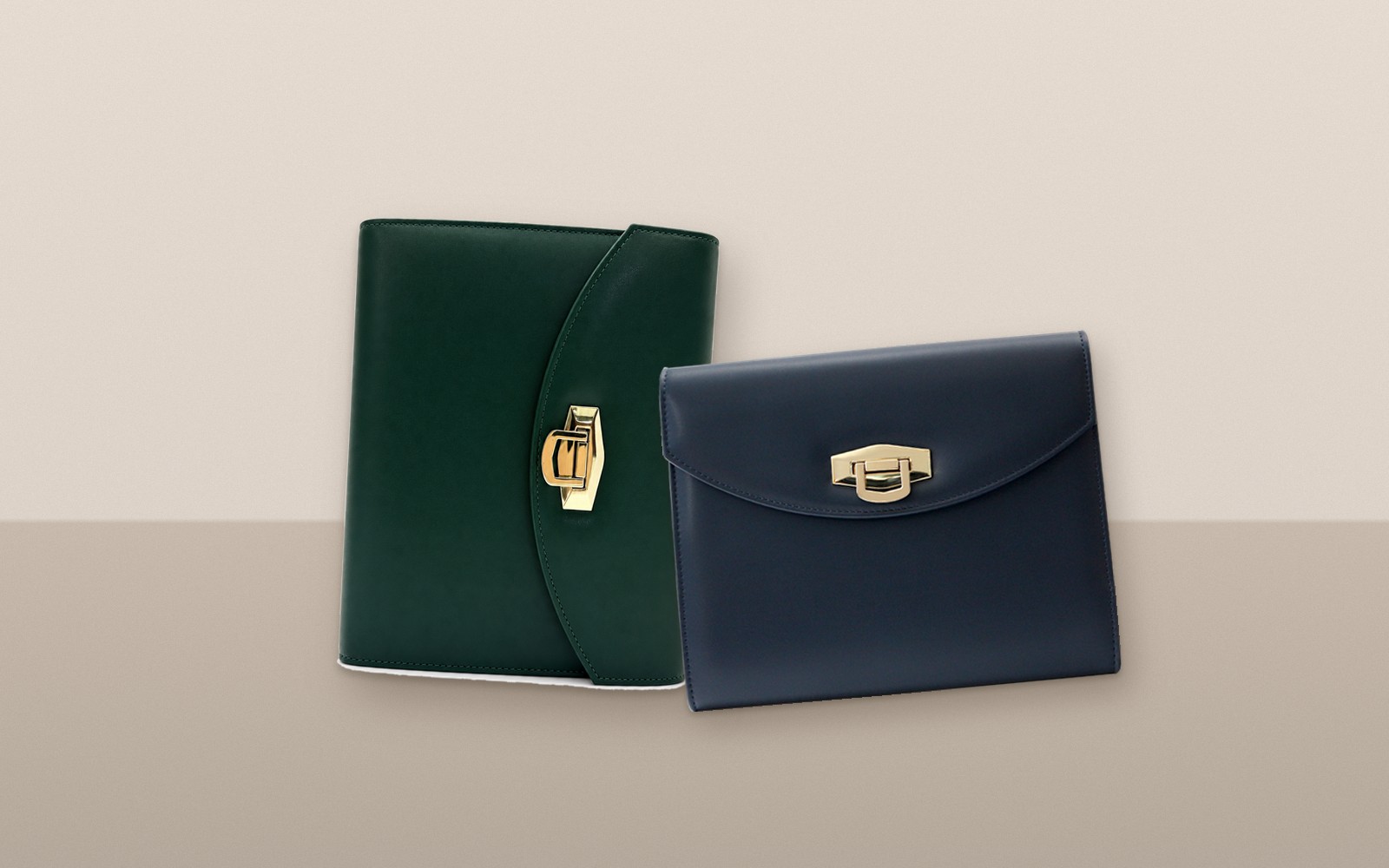 Green and navy EGOSUNNY Terence planners side by side